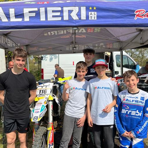 I 'piccoli' del moto club Alfieri alla prima del Trofeo Ferrero