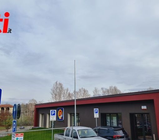 Davanti al Massaia aprirà, il 6 marzo,  un nuovo supermercato