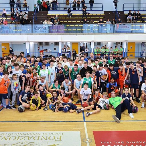 Foto celebrativa di gruppo