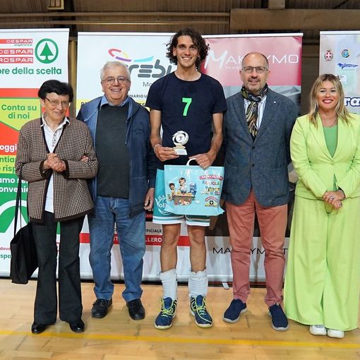 La premiazione dello scorso anno a Simone Fumero