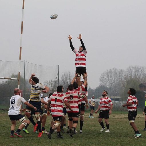 Il Monferrato Rugby non brilla in terra ducale, ma resta davanti a Alghero e Amatori Milano
