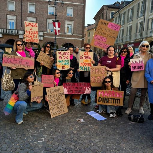 &quot;Fuori gli antiabortisti dai consultori&quot;: in corso il presidio di Non Una di meno. &quot;È violenza psicologica&quot;