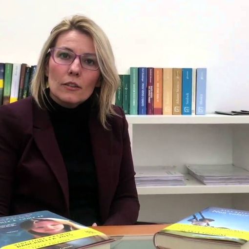 La scrittrice Sara Rattaro alla Libreria Alberi d'acqua di Asti con &quot;Io sono Marie Curie&quot;