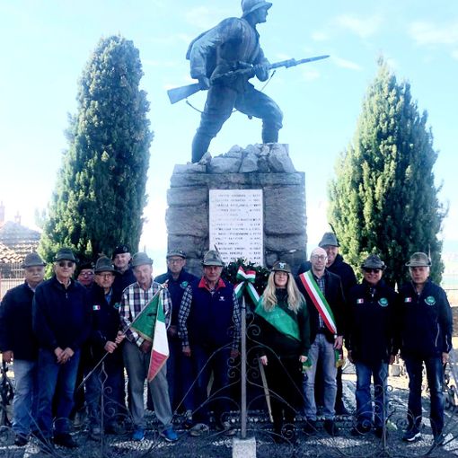 Gli alpini festeggiano a Castelnuovo Calcea il coordinamento ottava zona di Asti