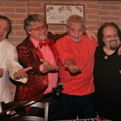 Gianni Miroglio con Conte, Amerio e altri amici