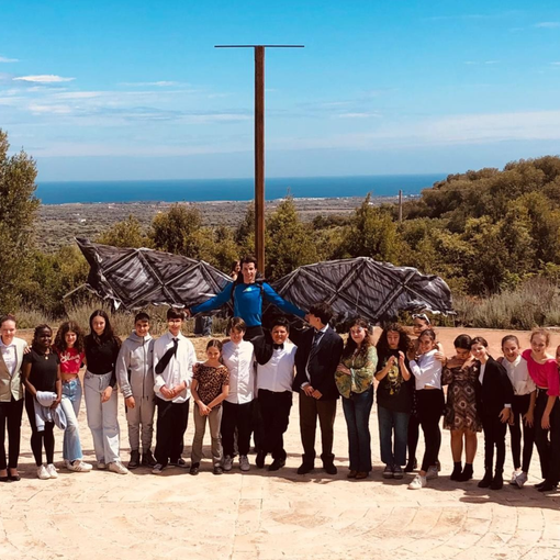 I ragazzi della Jona di Asti con gli insegnanti a Ostuni