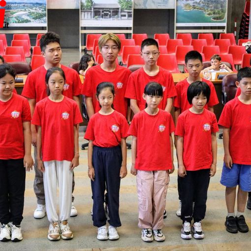 La delegazione dei giovanissimi tra gli 8 e i 14 anni (MerfePhoto)