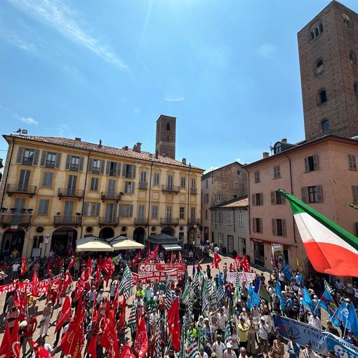 Le immagini della manifestazione di Alba