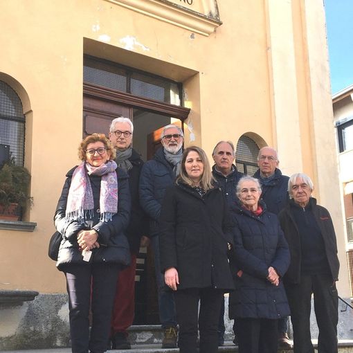 Il sindaco Macchia e i volontari dell'Associazione Per San Rocco