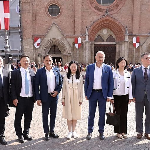 La sindaca con Rasero, l'assessore Giacomini e la delegazione