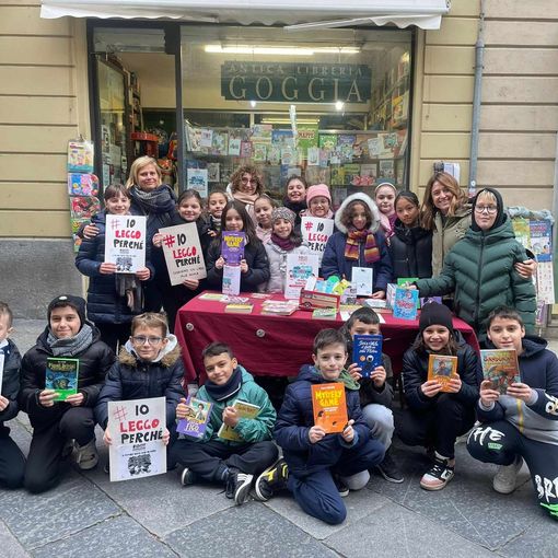 I piccoli in corso Alfieri per &quot;Ioleggoperché