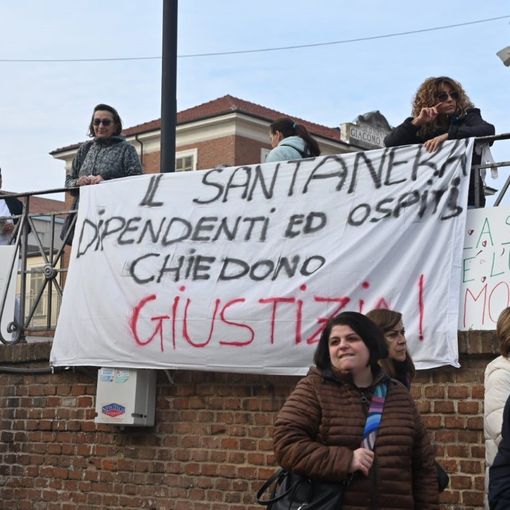 La manifestazione per evitare la chiusura della struttura, lo scorso autunno
