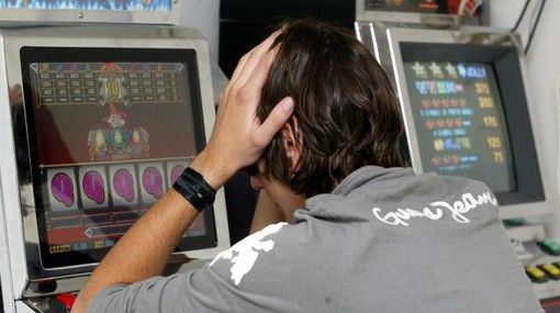Gioco d'azzardo patologico, il Consiglio regionale ha approvato la nuova legge