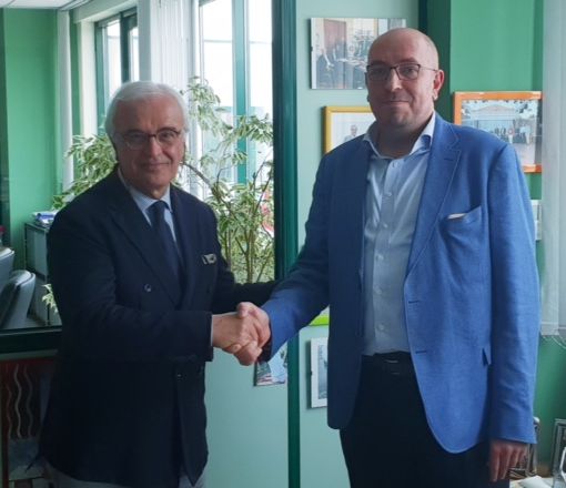 A sinistra il presidente uscente Guasco a destra il neo presidente Fuso