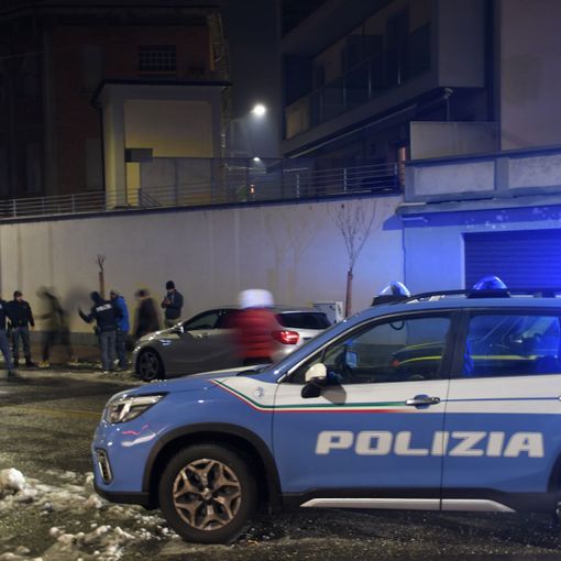 Controlli ad alto impatto delle forze dell'ordine: controllati 10 esercizi pubblici e 2 sale giochi