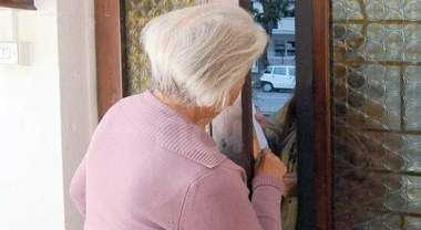 Moncalvo: finti carabinieri tentano truffa, ma vengono allontanati dal proprietario di casa