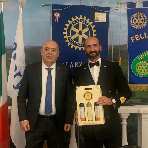 Il presidente Zaio (a sinistra) con il colonnello Sgueglia