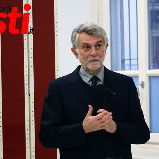 Il dottor Perduca ritratto da Merfephoto - Efrem Zanchettin nell'ambito della sua partecipazione ad un incontro di Passepartout en hiver Il dottor Perduca ritratto da Merfephoto - Efrem Zanchettin nell'ambito della sua partecipazione ad un incontro di Passepartout en hiver