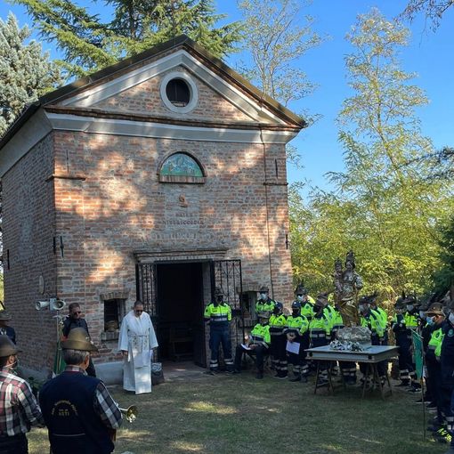 Un momento dell’Incontro alpino alla chiesetta della Misericordia di Bruno