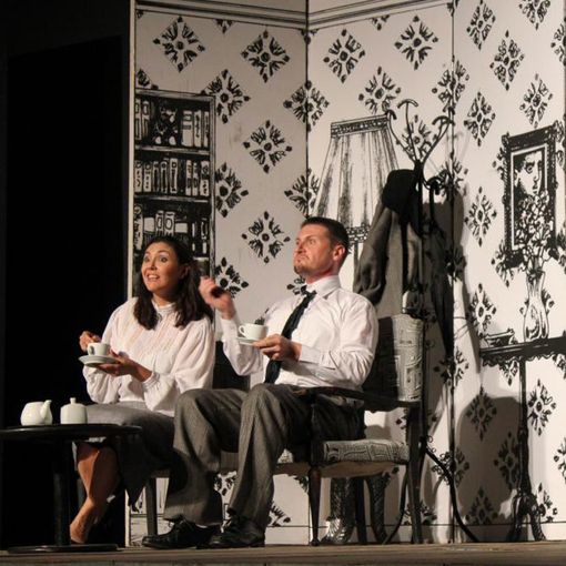 Al Teatro di Moncalvo si recupera l'ultima data della stagione estiva. In scena “Come ammazzare la moglie o il marito senza tanti perché”