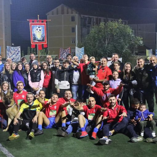 La premiazione di Santa Caterina, formazione vincitrice della scorsa edizione (ph. Merfephoto - Efrem Zanchettin)
