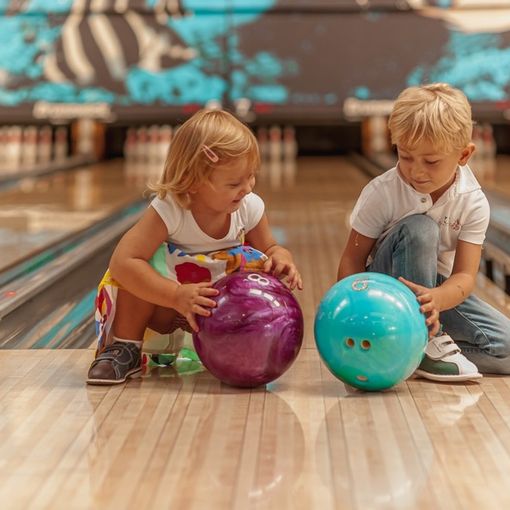 Asti ricomincia dal bowling, con il nuovo Enjoy Center. 24 piste, 16 tavoli da biliardo e locali rinnovati