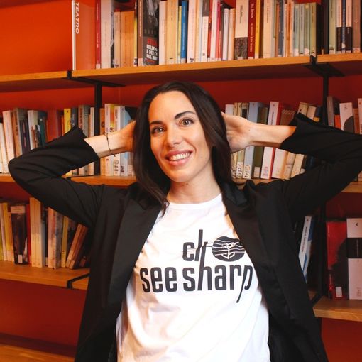 “See Sharp, la gioia dell’arte”: Gloria Campaner porta alla Holden la palestra delle emozioni [VIDEO]
