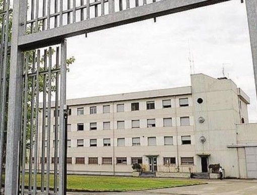 Picchiò pensionato per rapinarlo del Rolex, arrestato 45enne astigiano