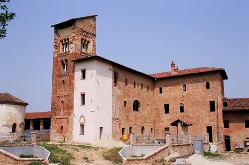 Il Salone del Libro di Torino arriva fino al Castello di Corveglia, fra storia e poesia