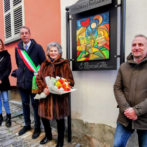 Canelli: la “Via degli Innamorati” ora ospita anche un’opera di Enrica Maravalle