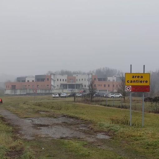 Il cantiere del futuro ospedale della Valle Belbo
