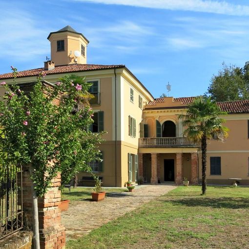 Castello di Mombarone