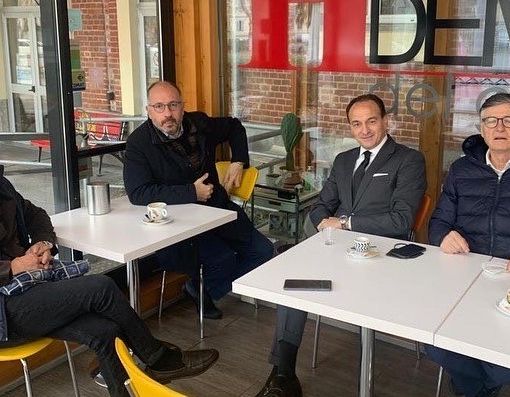 Un'immagine d'archivio del presidente Cirio e del suo vice, l'astigiano Fabio Carosso, ritratti insieme al sindaco Rasero e a Mario Sacco, presidente di Astiss e della Fondazione Cassa di Risparmio di Asti