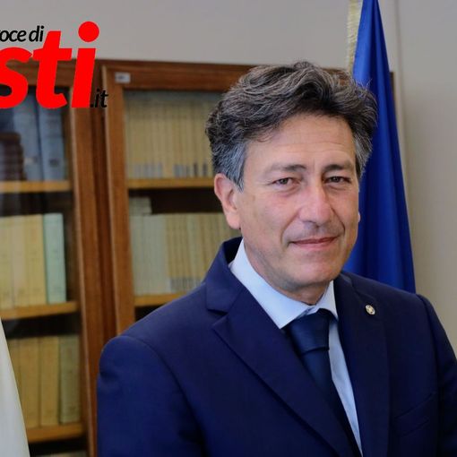 Il prefetto Ventrice (MerfePhoto) e alcuni momenti dell'incontro con i sindaci