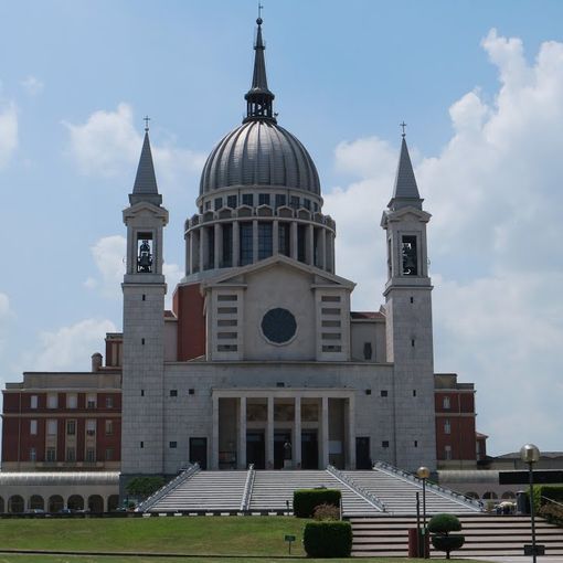 Il Santuario del Colle don Bosco