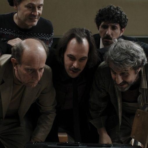 Un'immagine di scena tratta da &quot;Comedians&quot;