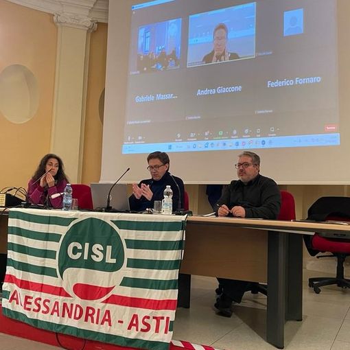 Mario Ciano (al centro) affiancato da Cristina Vignolo e Stefano Calella