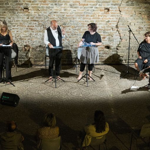 Un'immagine di scena