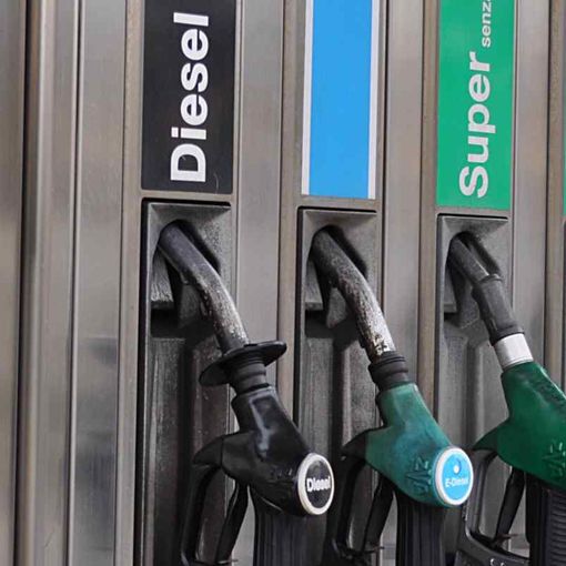 Nella calza della Befana carbone e carburanti da urlo anche per gli astigiani: 2 euro al litro e &quot;stangata da 450 milioni, senza lo sconto del Governo”