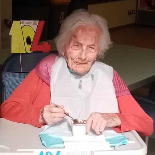 Ernestina per il suo 104 esimo compleanno, lo scorso 10 agosto