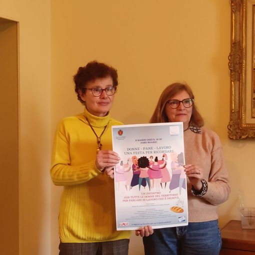 Assessore Ausilia Quaglia con Viviana Garbagnoli
