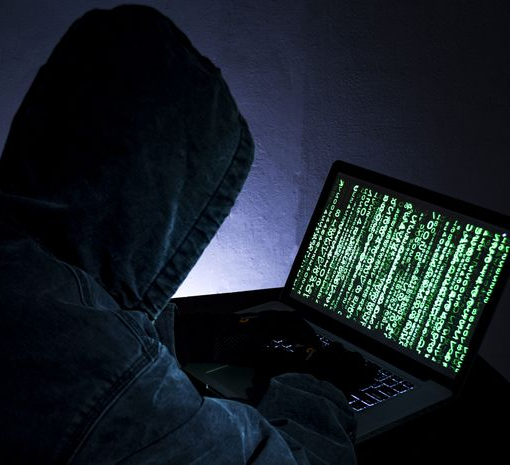 Attenti alla falsa mail dell’Enel: promette un rimborso ma in realtà è una truffa