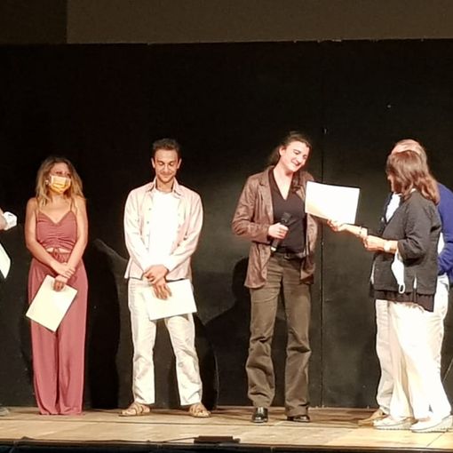 Un momento della premiazione dell'edizione 2021 del Concorso teatrale Gabriele Accomazzo
