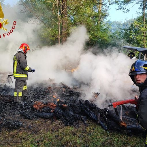 E' durato tutta la mattina l'intervento dei Vigili del Fuoco a Maretto