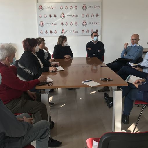 Nella foto, da sinistra a destra: Beppe Castino, Paolo Casalegno,Enrica Coppo, Carmen Soffranio, Mariangela Cotto, Roberto Giolito, Marco Spriano, Marcello Parola, Elena Ferrua