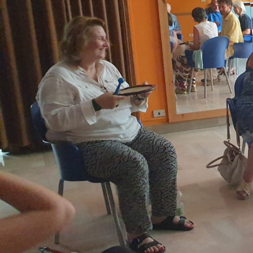 Renata Sorba, referente APRI Asti, ritratta nel corso di uno degli incontri