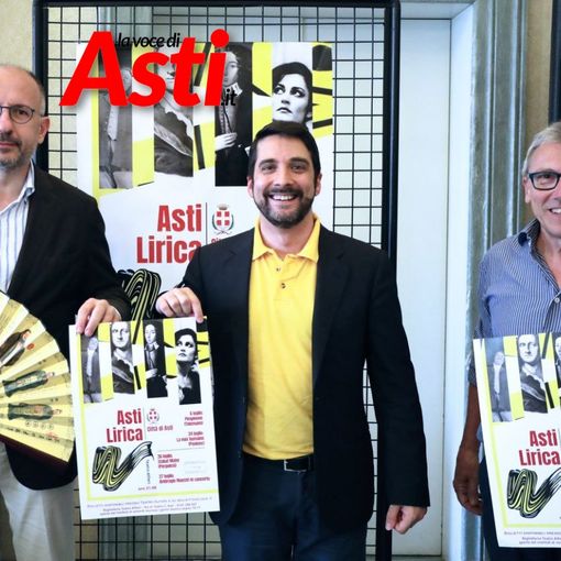 La presentazione del Festival con l'assessore Candelaresi, il sindaco Rasero, il critico musicale Alberto Bazzano e il dirigente Demarchis (Foto Efrem Zanchettin)
