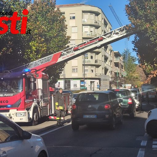 Traffico sostenuto tra corso Dante e viale Partigiani per una caduta in casa