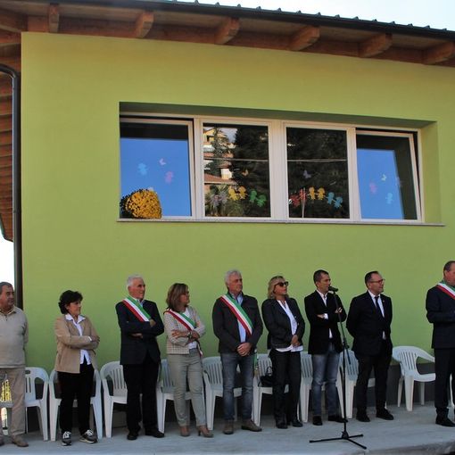 Moncalvo: immagini dell'inaugurazione scuola e della donazione ambulanza