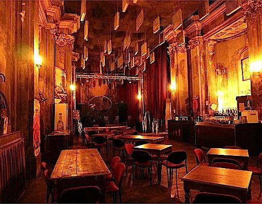 L'interno del locale
